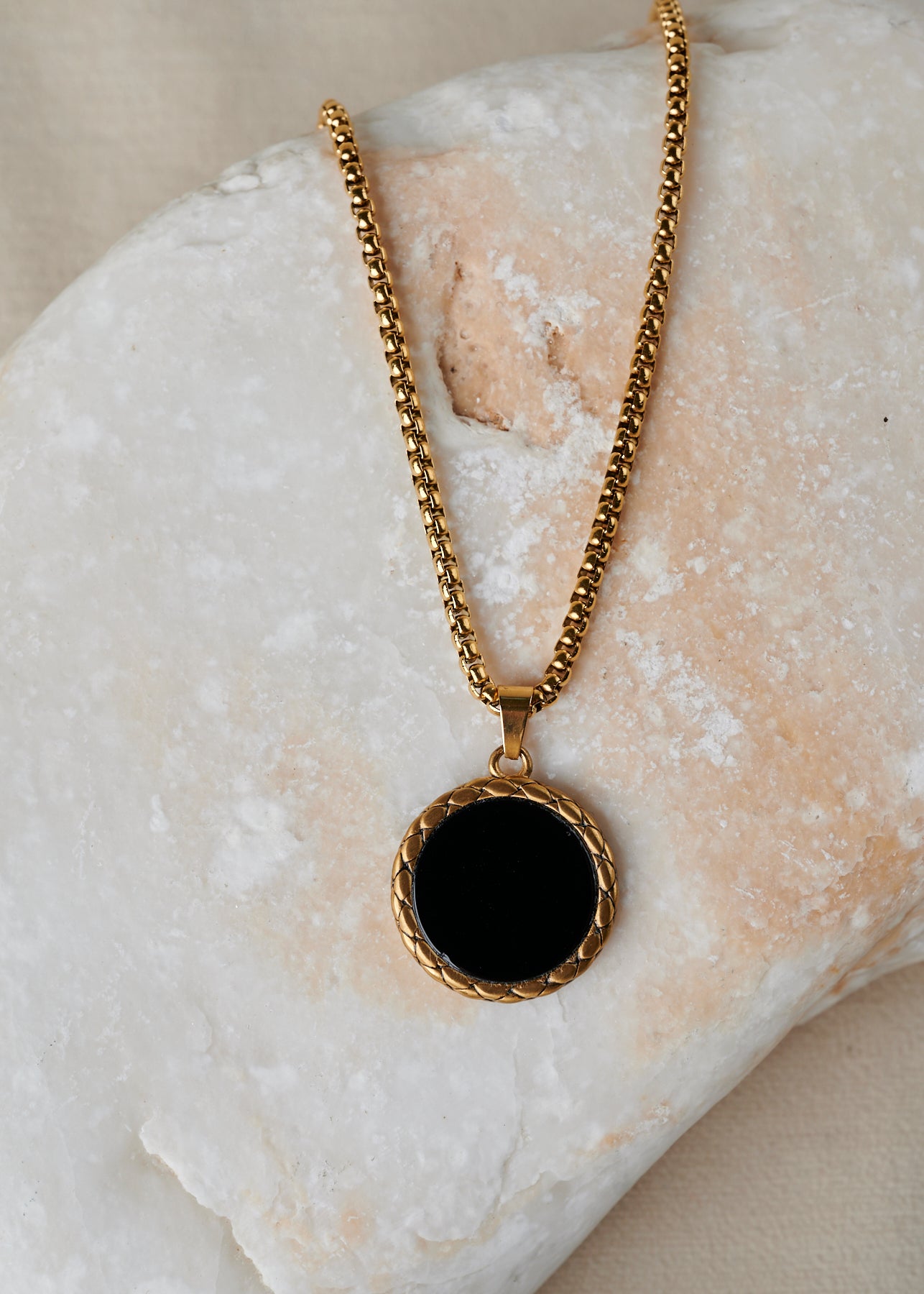 Black Onix Coin Pendant | 18K Gold Plated