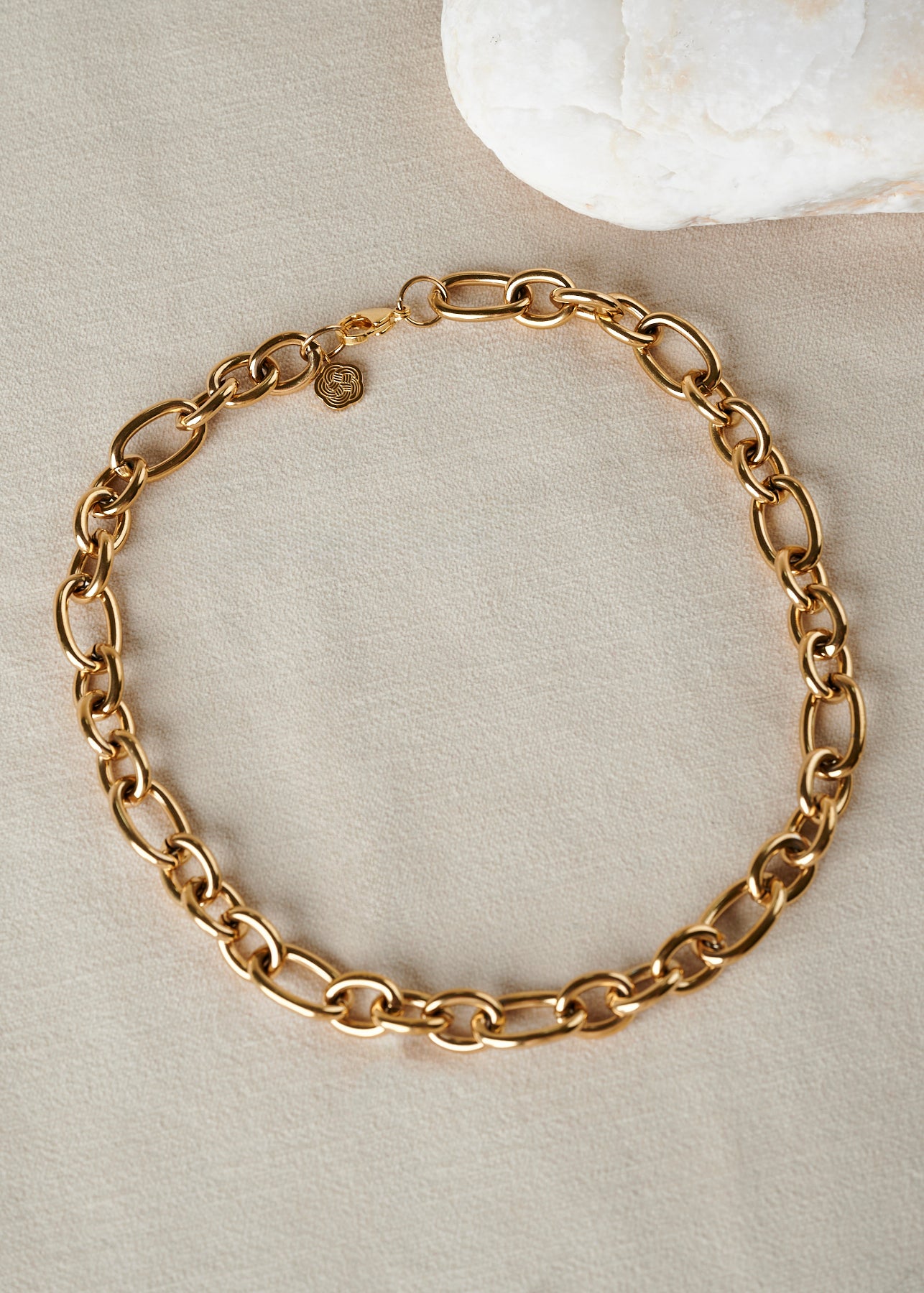 Oval Link Chain Necklace in Gold