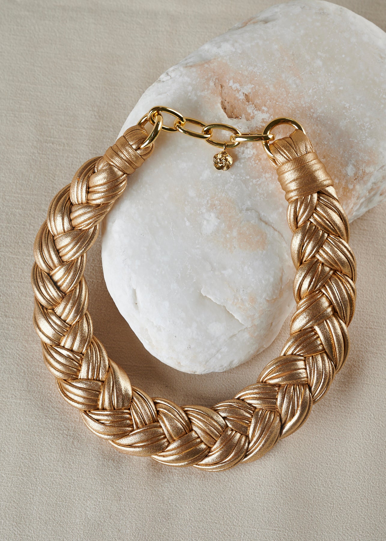 Gloria Golden Necklace