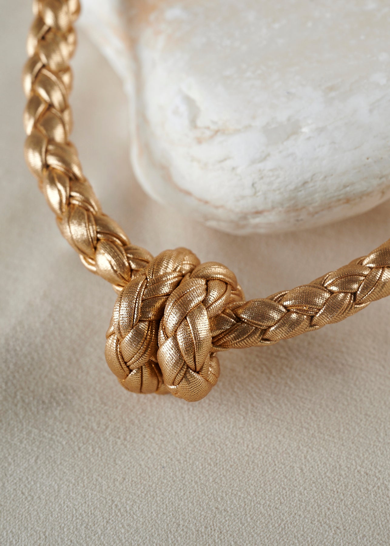 Knot Golden Necklace