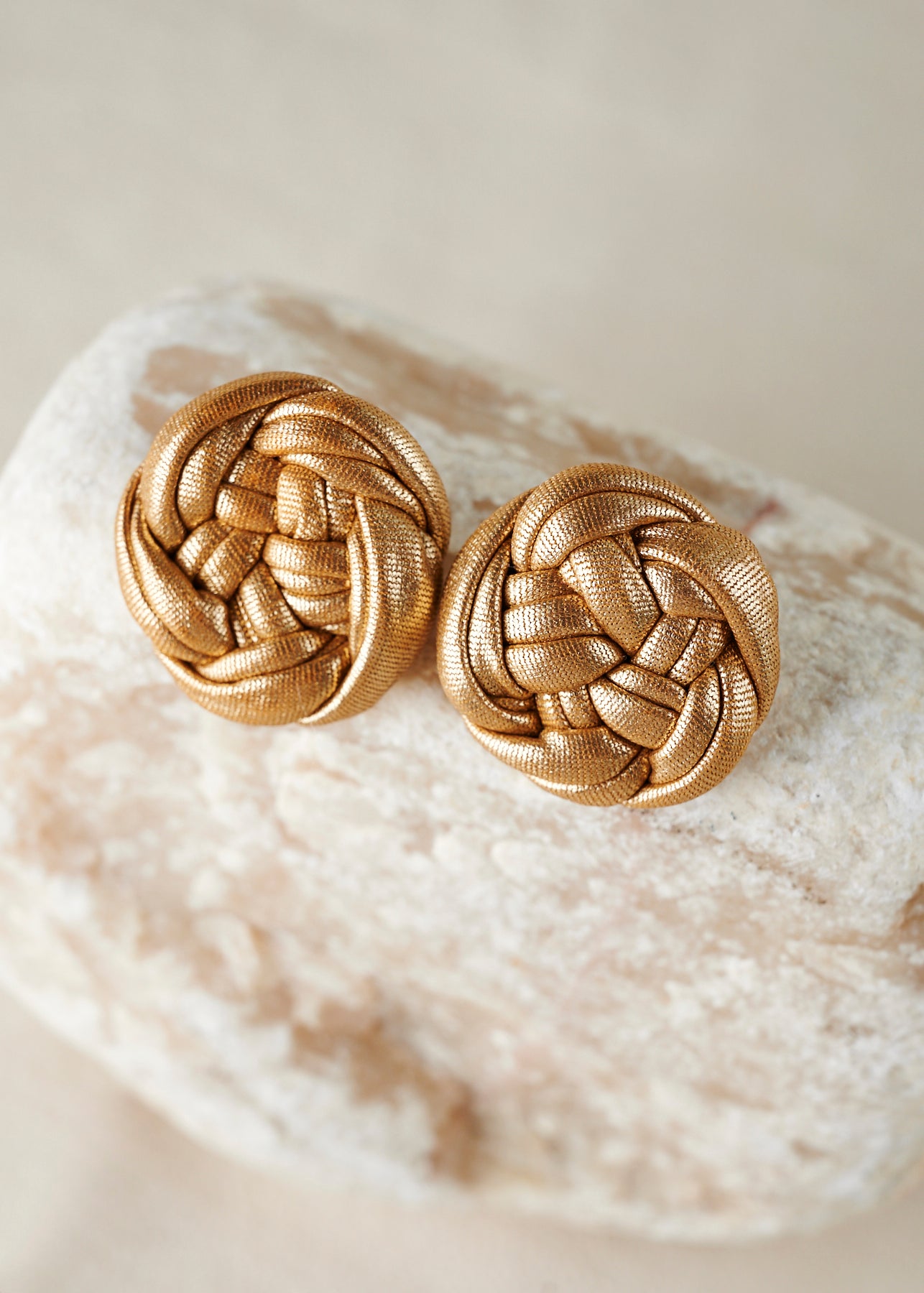 Majaca Gold Stud