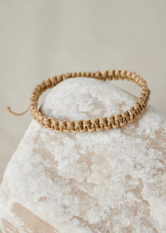 Artisan nylon cord bracelets handmade in Puerto Rico by Majaca. Unique lightweight jewelry, perfect for everyday wear or as a meaningful gift