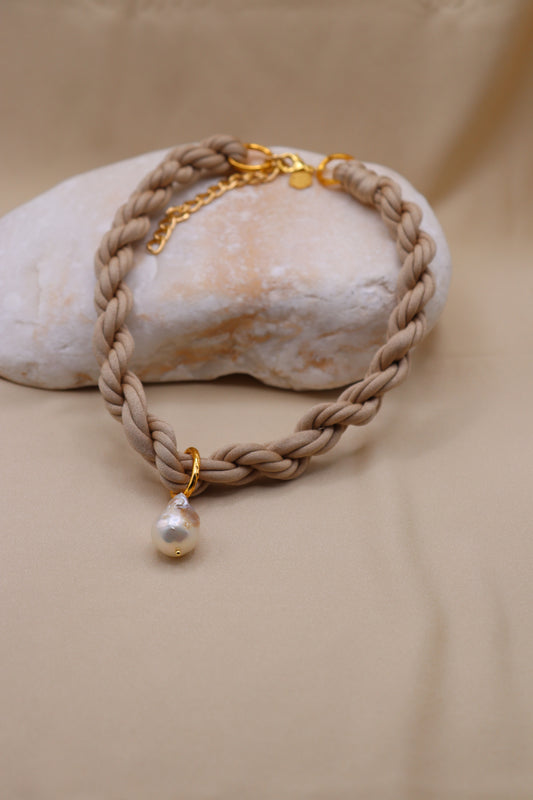 Mother of Pearl Necklace