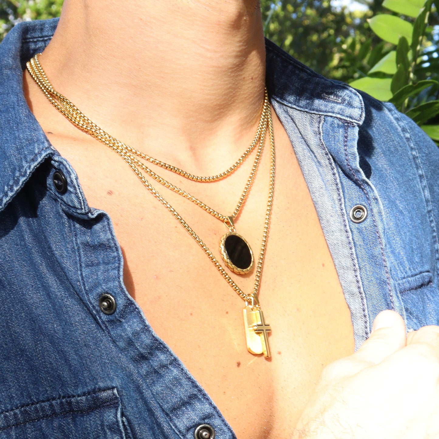 Black Onix Coin Pendant | 18K Gold Plated